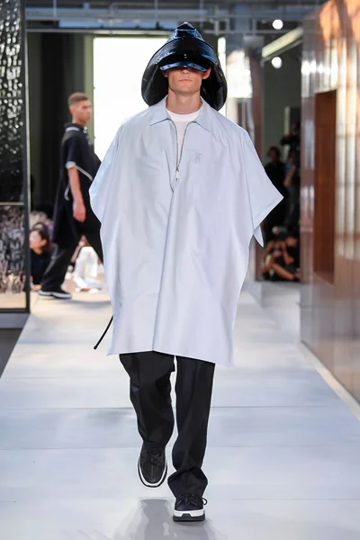 Look 116